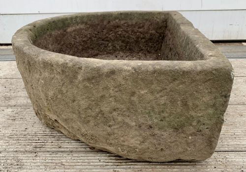 19TH CENTURY SANDSTONE D END TROUGH - ADDITIONAL PHOTO 3