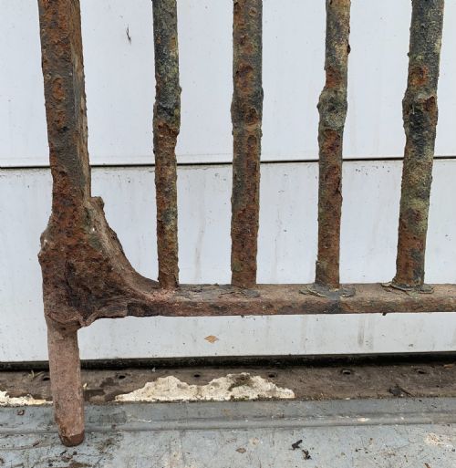VICTORIAN WROUGHT IRON BLACKSMITH MADE ESTATE GATE - ADDITIONAL PHOTO 4