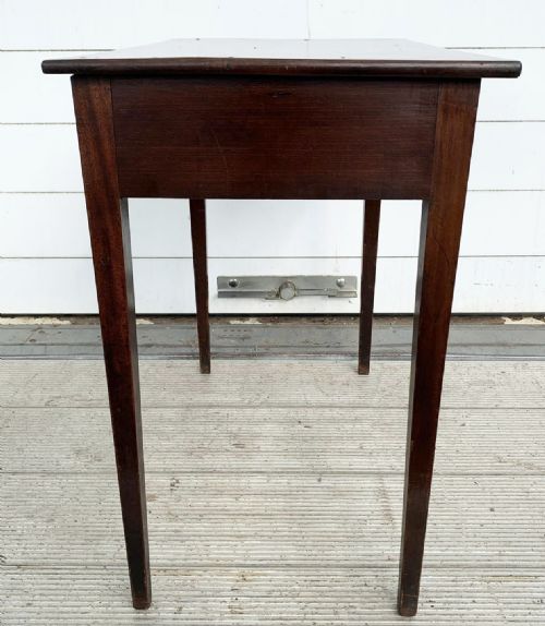 WILLIAM IV MAHOGANY SIDE TABLE WITH SINGLE DRAWER SQUARE TAPERING LEGS AND SINGLE PLANK TOP - ADDITIONAL PHOTO 8