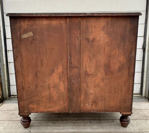 VICTORIAN MAHOGANY CHEST OF DRAWERS WITH ORIGINAL TURNED KNOBS AND FEET - ADDITIONAL PHOTO 9