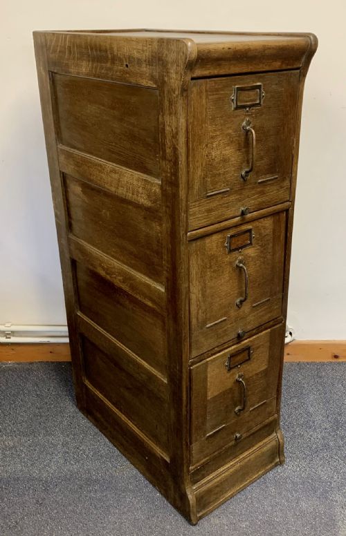 EARLY 20TH CENTURY OAK GLOBE WERNICKE 3 DRAWER FILING CABINET WITH ALL ORIGINAL HARDWARE - ADDITIONAL PHOTO 9