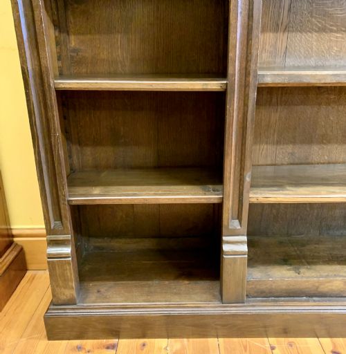 VICTORIAN OAK GOTHIC BOOKCASE WITH ADJUSTABLE SHELVES - ADDITIONAL PHOTO 3