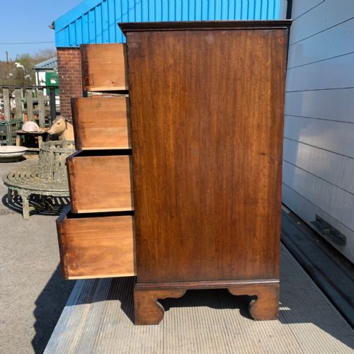 GEORGIAN 1800 MAHOGANY CHEST OF DRAWERS WITH 3 LONG DRAWERS - ADDITIONAL PHOTO 3