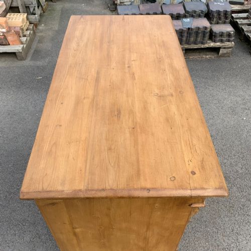 19TH CENTURY EAST EUROPEAN PINE CHEST OF DRAWERS - ADDITIONAL PHOTO 5