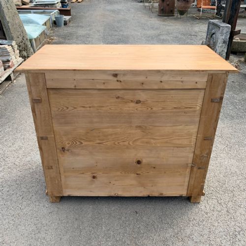 19TH CENTURY EAST EUROPEAN PINE CHEST OF DRAWERS - ADDITIONAL PHOTO 7