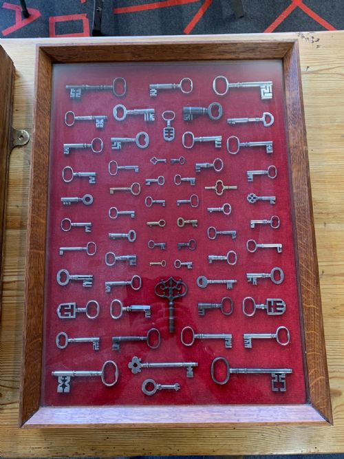 a collection of 18th 19th century keys 59 keys reserved - CATEGORY: ANTIQUE MISCELLANEOUS - DATED 19TH CENTURY