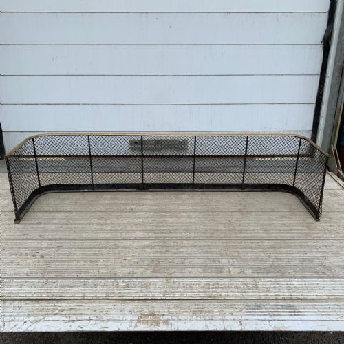 VICTORIAN BRASS IRON FENDER FIRE GUARD - ADDITIONAL PHOTO 1