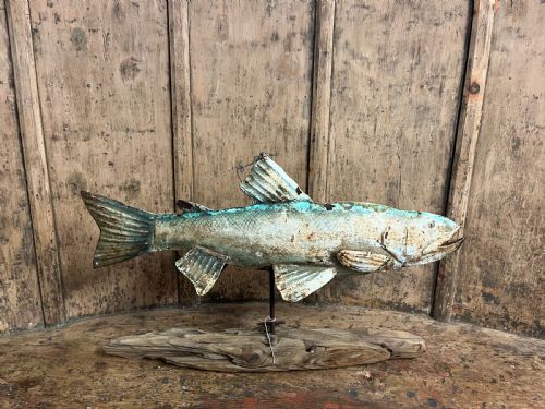 early 20th century trade sign in the form of a fish - CATEGORY: ANTIQUE MISCELLANEOUS - DATED 1930