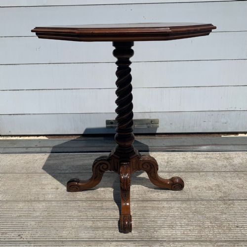 victorian walnut occasional table - CATEGORY: ANTIQUE TABLES - DATED VICTORIAN
