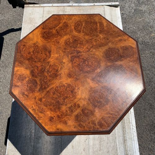 VICTORIAN WALNUT OCCASIONAL TABLE - ADDITIONAL PHOTO 3