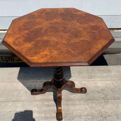 VICTORIAN WALNUT OCCASIONAL TABLE - ADDITIONAL PHOTO 4