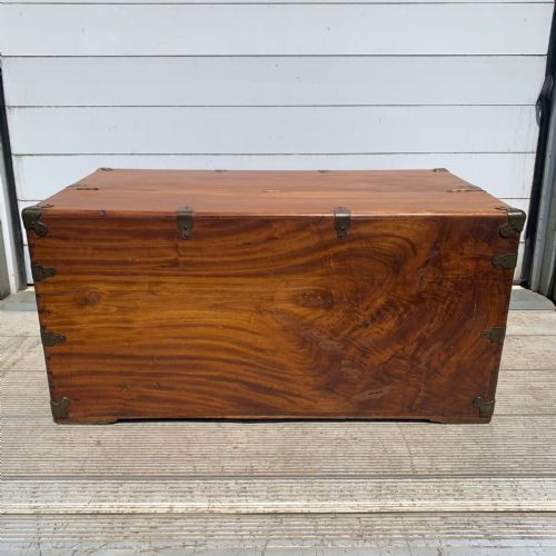 19TH CENTURY CAMPHOR WOOD TRUNK WITH 3 INTERNAL DRAWERS RESERVED - ADDITIONAL PHOTO 7