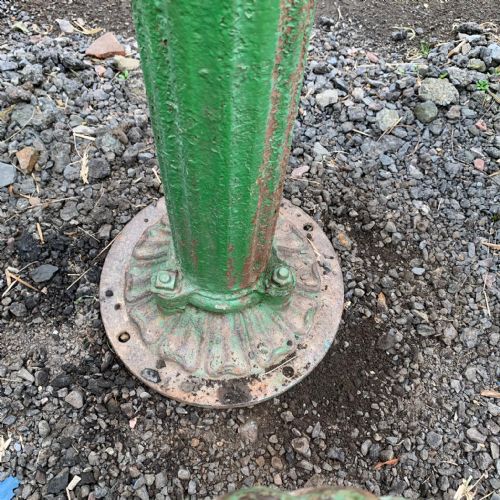 19TH CENTURY CAST IRON VILLAGE WATER PUMP - ADDITIONAL PHOTO 4