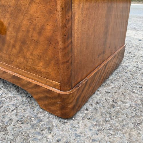 VICTORIAN MAHOGANY 22 CHEST OF DRAWERS WITH ORIGINAL TURNED KNOBS COMPLETE WITH KEY C285 - ADDITIONAL PHOTO 2