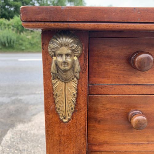 VICTORIAN MAHOGANY WELLINGTON CHEST WITH BRASS CORBELS - ADDITIONAL PHOTO 4