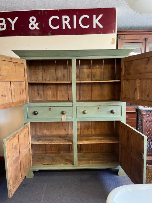 CIRCA 1800 GEORGIAN PAINTED PINE HOUSEKEEPERS CUPBOARD - ADDITIONAL PHOTO 2