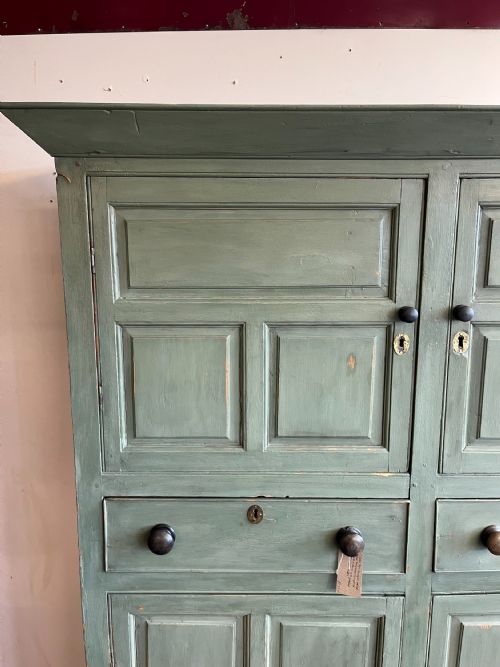 CIRCA 1800 GEORGIAN PAINTED PINE HOUSEKEEPERS CUPBOARD - ADDITIONAL PHOTO 5
