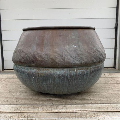 19th century copper pot from a swiss chocolate factory - CATEGORY: ANTIQUE METAL - DATED 19TH CENTURY