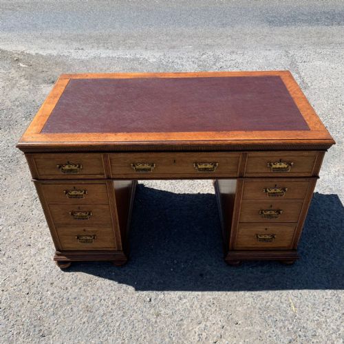 VICTORIAN OAK PEDESTAL DESK - ADDITIONAL PHOTO 8