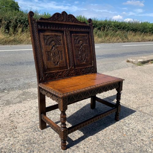 VICTORIAN CARVED OAK HALL BENCH - ADDITIONAL PHOTO 2