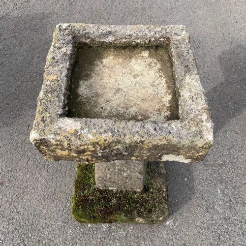 PURBECK STONE BIRD BATH WITH A SQUARE TOP - ADDITIONAL PHOTO 3