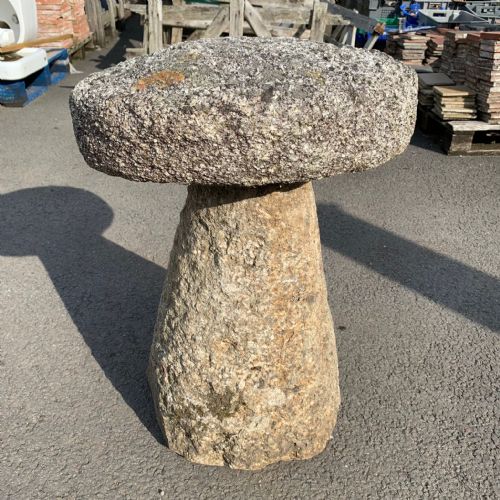 19TH CENTURY CORNISH GRANITE STADDLE STONE - ADDITIONAL PHOTO 1