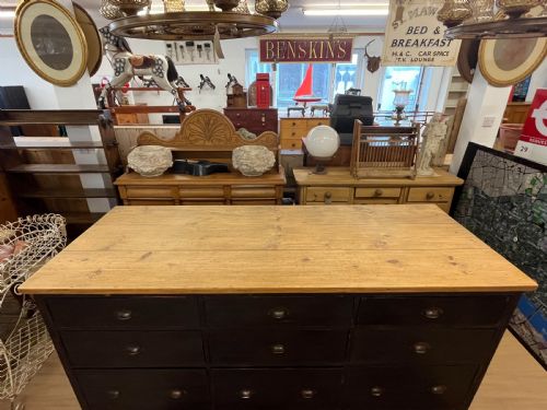 CIRCA 1900 PINE SHOP COUNTER - ADDITIONAL PHOTO 1