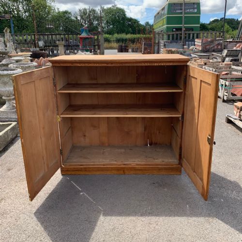 VICTORIAN SCHOOL CUPBOARD MADE FROM SYCAMORE - ADDITIONAL PHOTO 2