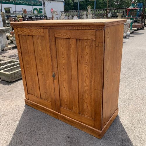 VICTORIAN SCHOOL CUPBOARD MADE FROM SYCAMORE - ADDITIONAL PHOTO 4