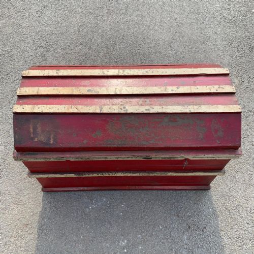 CIRCA 1900 PAINTED PINE TRUNK - ADDITIONAL PHOTO 3