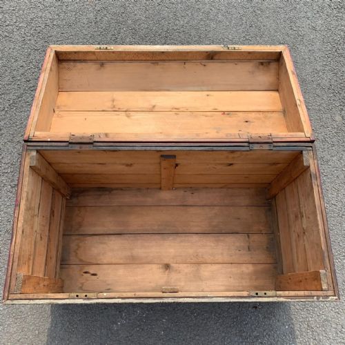 CIRCA 1900 PAINTED PINE TRUNK - ADDITIONAL PHOTO 8