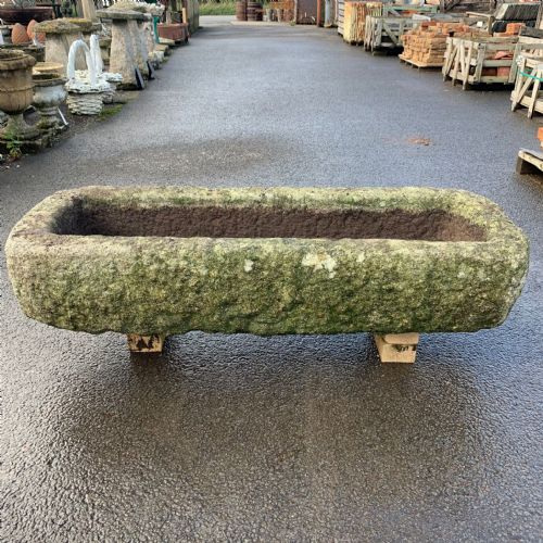 18TH CENTURY CORNISH GRANITE TROUGH WITH CURVED ENDS - ADDITIONAL PHOTO 2