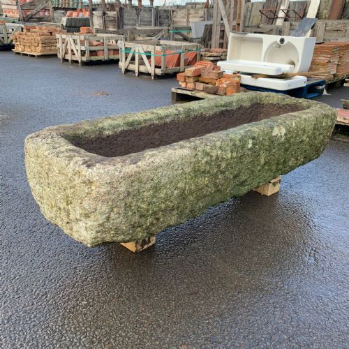 18TH CENTURY CORNISH GRANITE TROUGH WITH CURVED ENDS - ADDITIONAL PHOTO 3