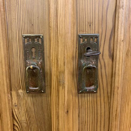LATE 19TH CENTURY PINE WARDROBE EAST EUROPEAN RESERVED - ADDITIONAL PHOTO 2