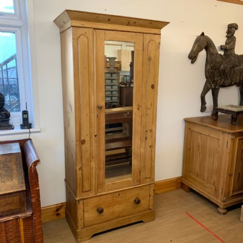 VICTORIAN PINE SINGLE DOOR WARDROBE - ADDITIONAL PHOTO 1