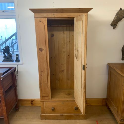 VICTORIAN PINE SINGLE DOOR WARDROBE - ADDITIONAL PHOTO 2