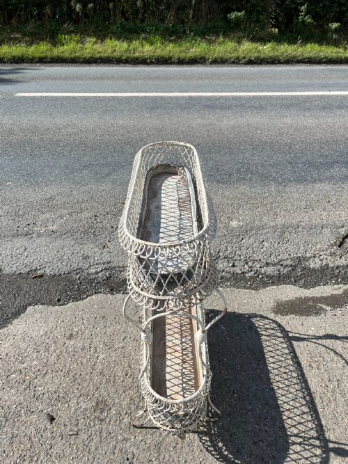 VICTORIAN WIRE WORK PLANT STAND WITH ORIGINAL ZINC TRAYS - ADDITIONAL PHOTO 5