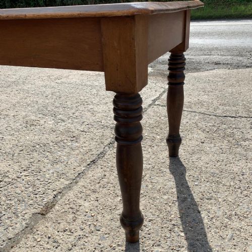VICTORIAN PINE AND ELM KITCHEN TABLE - ADDITIONAL PHOTO 3