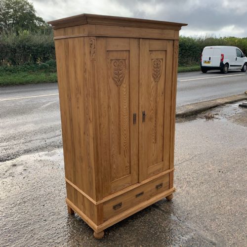 19TH CENTURY EAST EUROPEAN 2 DOOR WARDROBE - ADDITIONAL PHOTO 5