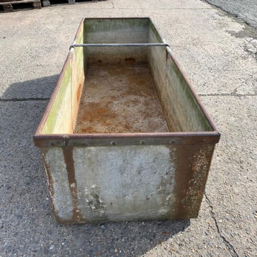 EARLY 20TH CENTURY GALVANISED RIVETED WATER TROUGH - ADDITIONAL PHOTO 3