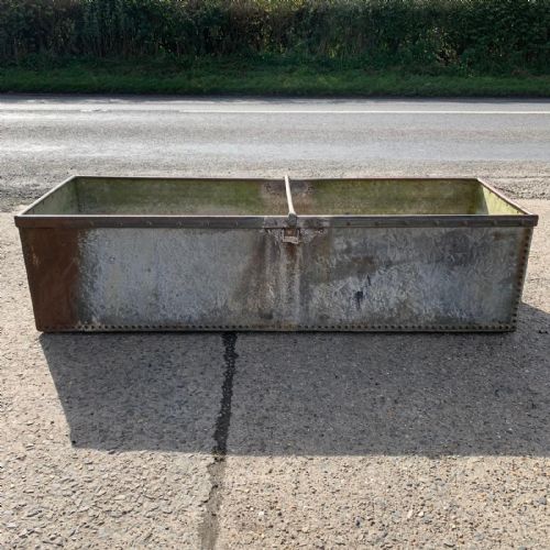 EARLY 20TH CENTURY GALVANISED RIVETED WATER TROUGH - ADDITIONAL PHOTO 4