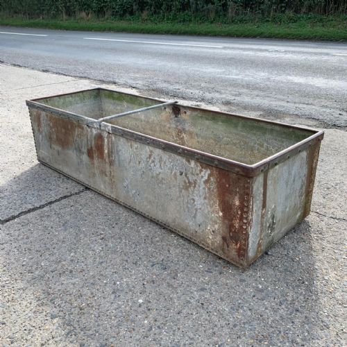EARLY 20TH CENTURY GALVANISED RIVETED WATER TROUGH - ADDITIONAL PHOTO 5