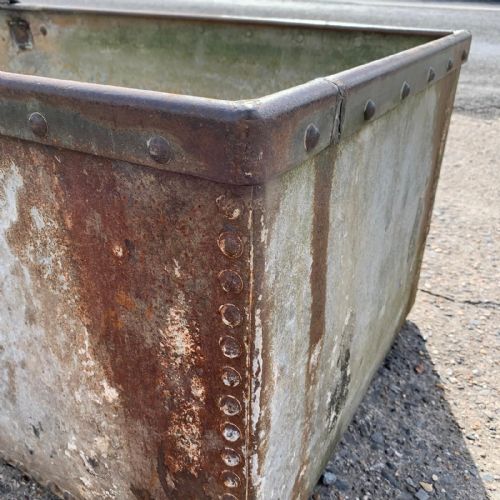 EARLY 20TH CENTURY GALVANISED RIVETED WATER TROUGH - ADDITIONAL PHOTO 6