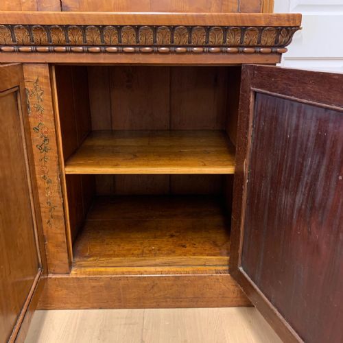 AN EDWARDIAN 19011910 SHERATON REVIVAL GLAZED BOOKCASE - ADDITIONAL PHOTO 1