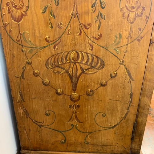AN EDWARDIAN 19011910 SHERATON REVIVAL GLAZED BOOKCASE - ADDITIONAL PHOTO 3