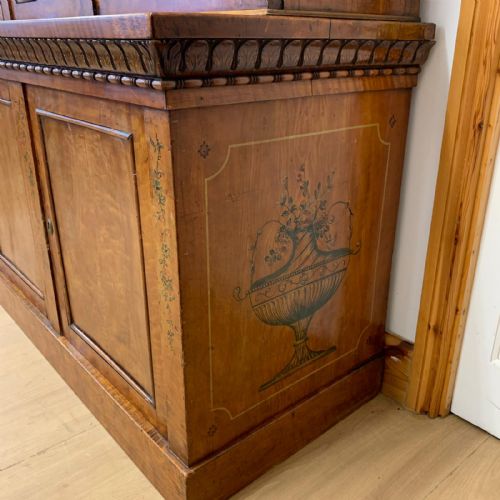 AN EDWARDIAN 19011910 SHERATON REVIVAL GLAZED BOOKCASE - ADDITIONAL PHOTO 5