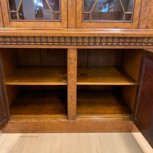 AN EDWARDIAN 19011910 SHERATON REVIVAL GLAZED BOOKCASE - ADDITIONAL PHOTO 7