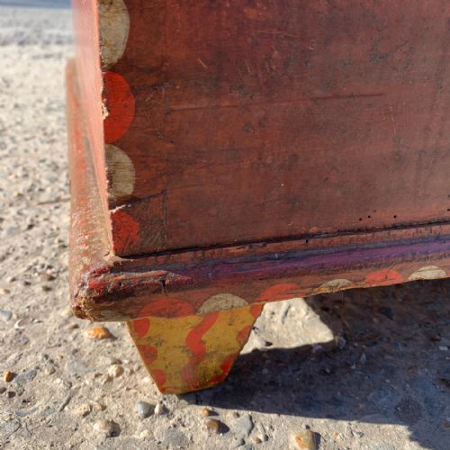 LARGE ORIGINAL PAINTED PINE BLANKET BOX WITH INTERNAL CANDLE BOX - ADDITIONAL PHOTO 10