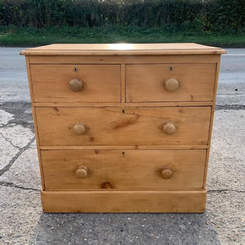victorian pine 22 chest of drawers - CATEGORY: ANTIQUE CHEST OF DRAWERS - DATED VICTORIAN