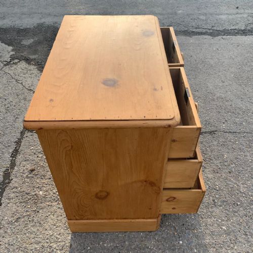 VICTORIAN PINE 22 CHEST OF DRAWERS - ADDITIONAL PHOTO 6